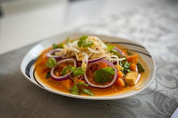 Vegan Thai Curry Glass Noodle Soup