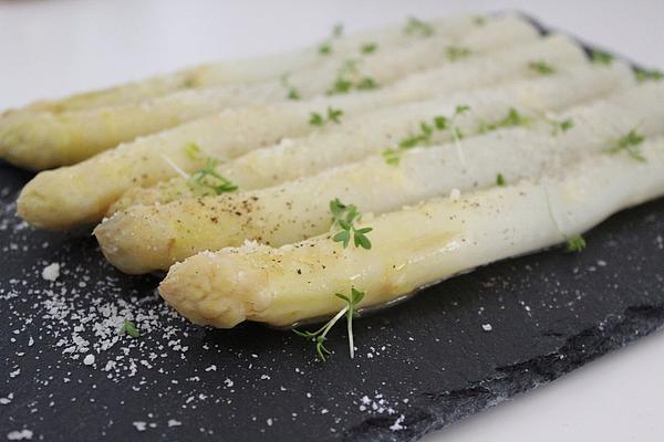 White Asparagus with Butter and Parmesan
