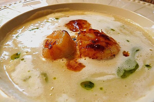 White Mashed Potato Soup with Fine Ingredients