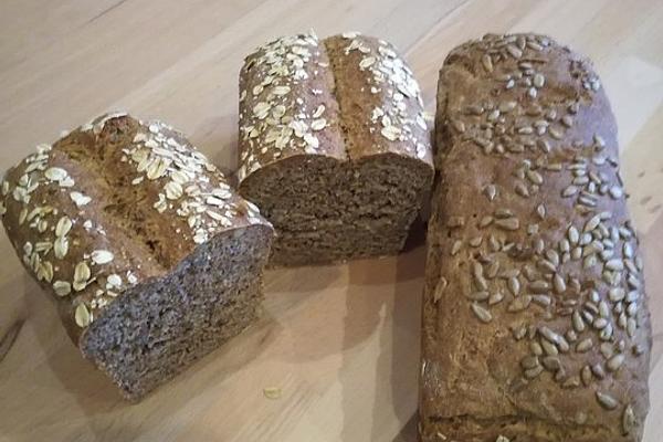 Whole Grain Bread with Pumpkin, Sunflower Seeds and Flax Seeds