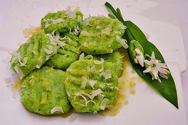 Wild Garlic Gnocchi with Fresh Wild Garlic