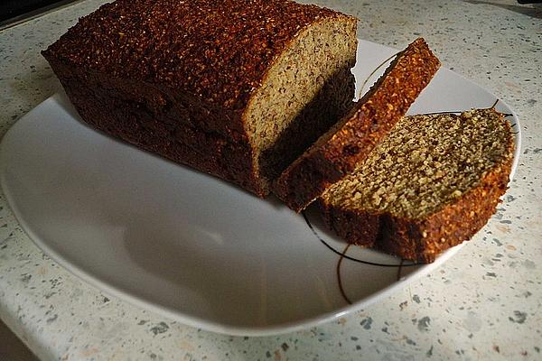 Yeast-free Oat Bran Bread with Low-fat Quark