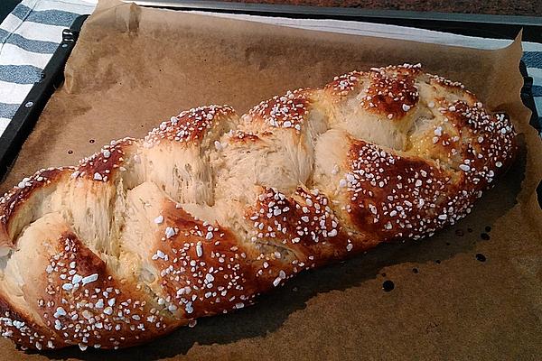Yeast Plait for Beginners