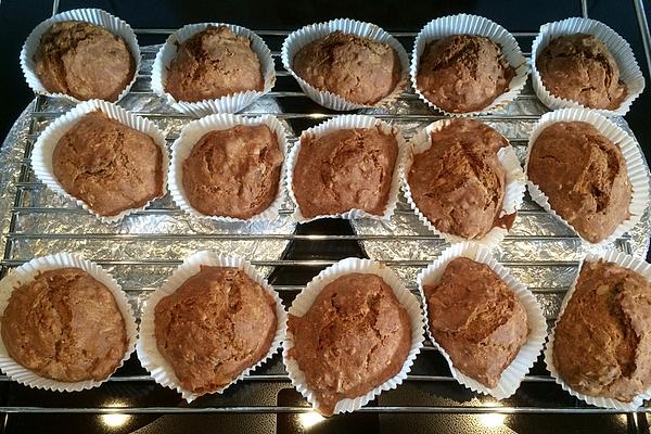 Yoghurt-Nut-Oatmeal Bread