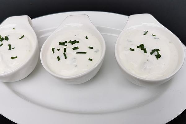 Yogurt Dip with Herbs and Mustard
