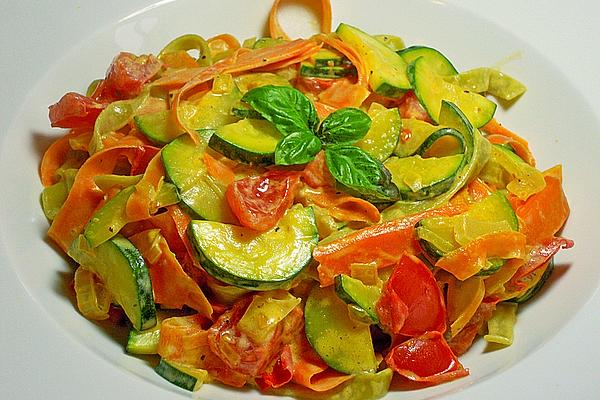 Zucchini and Carrot Noodles with Creamy Sauce