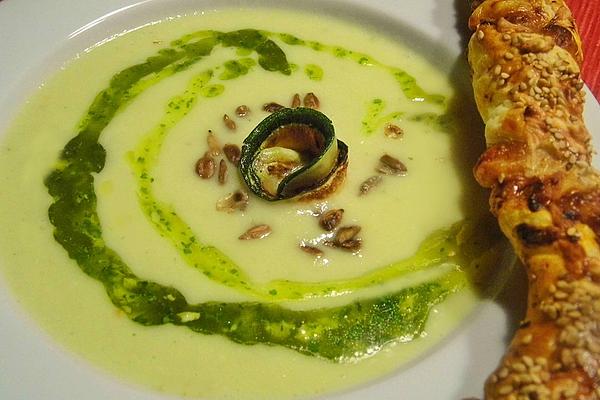 Zucchini and Parsnip Cream Soup