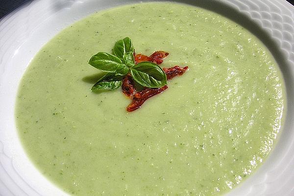 Zucchini Cream Soup with Sun-dried Tomatoes
