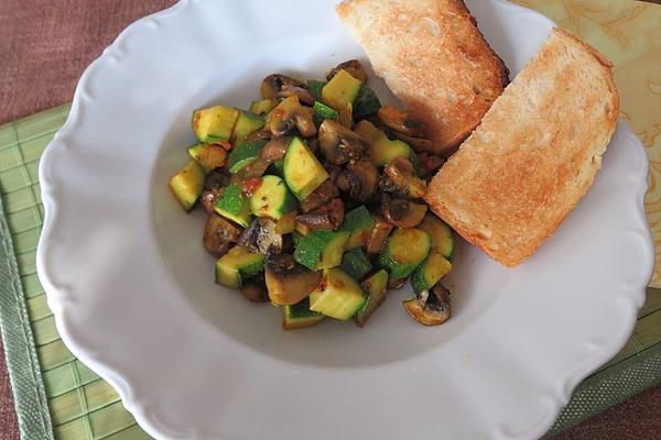 Zucchini – Mushroom – Pan