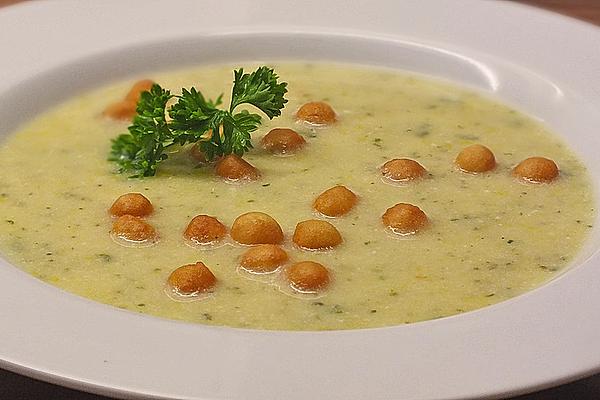 Zucchini Soup with Potatoes and Ham