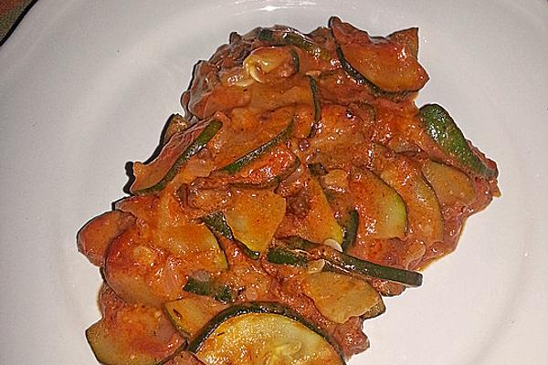 Zucchini Vegetables with Brunch Tomato Sauce