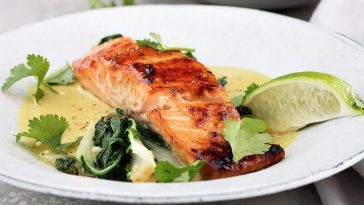 Salmon with Lime Sauce