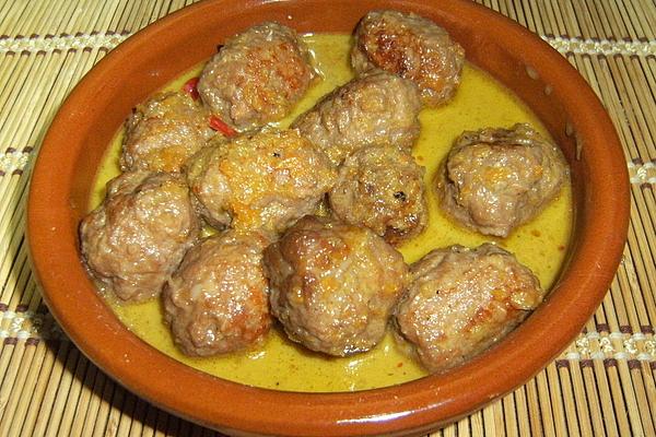 Albóndigas En Salsa Moscatel