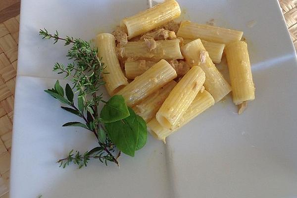 Aldi – Tuna Sauce with Green Noodles