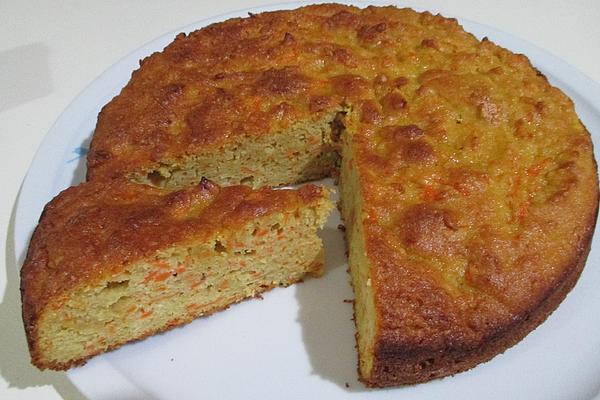 Almond-carrot Cake with Apple