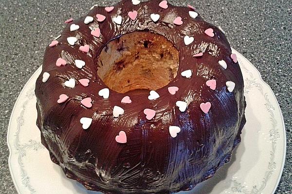 Amaretto – Cherry – Ring Cake