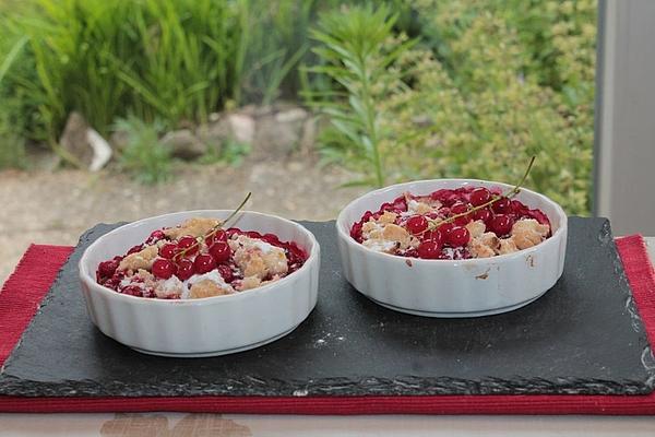 Angel`s Currant Crumble