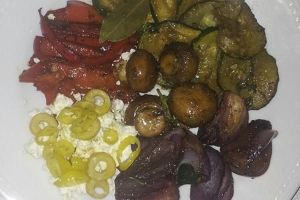 Antipasti – Salad with Colorful Vegetables