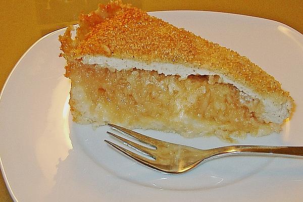 Apple – Almond Cake with Cream – Topping La Mäusle