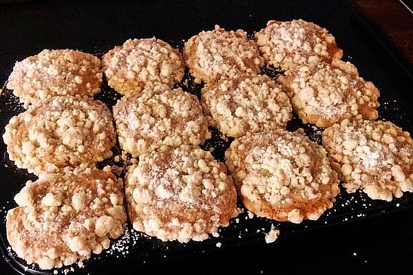 Apple and Cinnamon Muffins with Caramelized Sprinkles