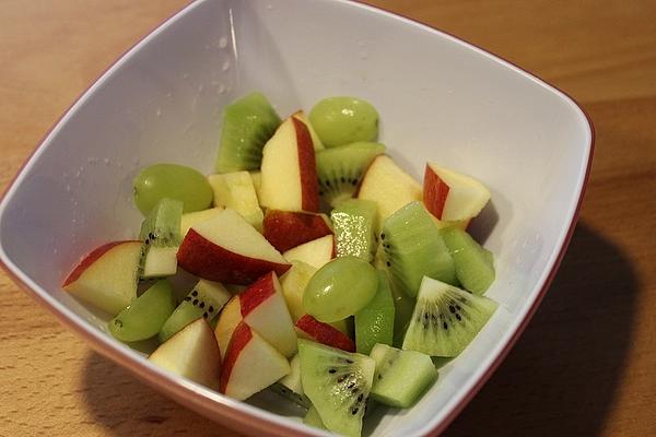 Apple and Kiwi Salad