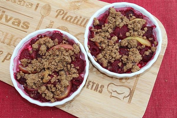 Apple and Raspberry Crumble