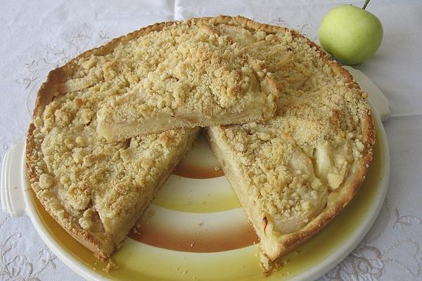 Apple Crumble Cake with Shortcrust Pastry