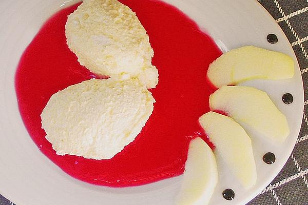Apple Foam with Elderberry Sauce