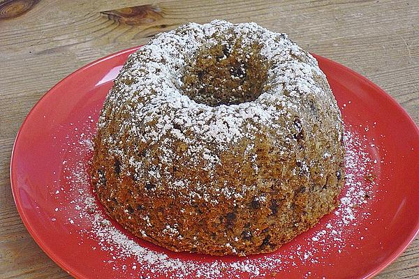 Apple Ring Cake with Chocolate