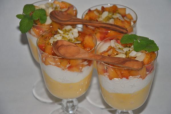 Apricot and Sour Cream Dessert