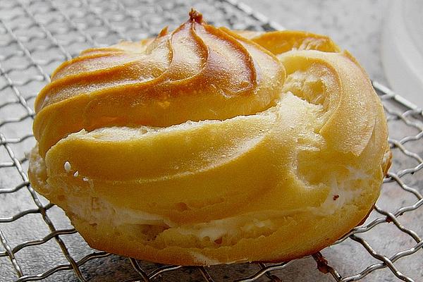 Apricot Cream Puffs with Eggnog Cream