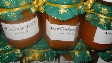 Pumpkin and Apricot Jam with Vanilla