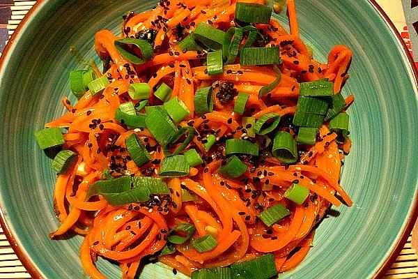 Asian Carrot Noodles with Sesame Seeds