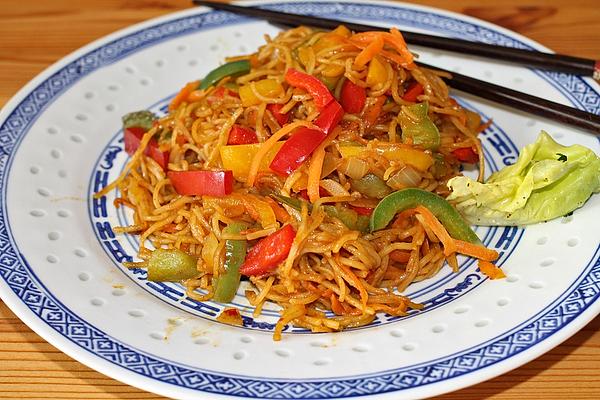 Asian Fried Noodles, Sweet and Hot, Vegetarian