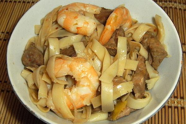 Asian Noodles with Shrimp and Pork