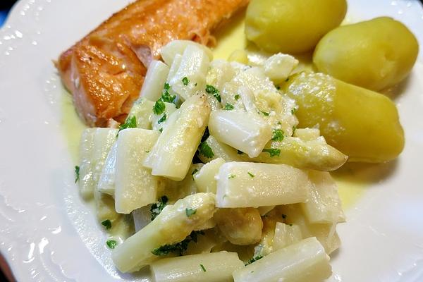 Asparagus in Parsley Cream