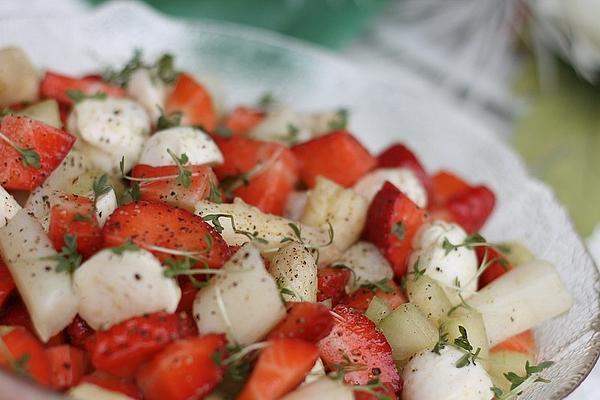 Asparagus Salad with Mozzarella and Strawberries