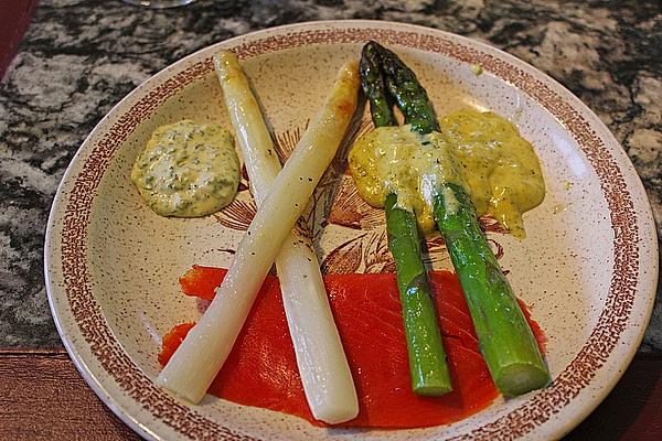 Asparagus with Chervil and Orange Sauce