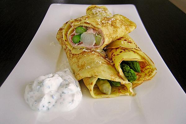 Asparagus with Ham in Parmesan Pancakes