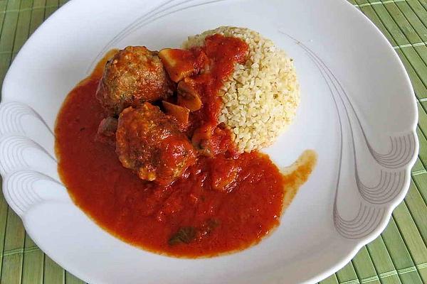 Aurora`s Meatballs in Sweet Tomato and Pepper Sauce with Bulgur