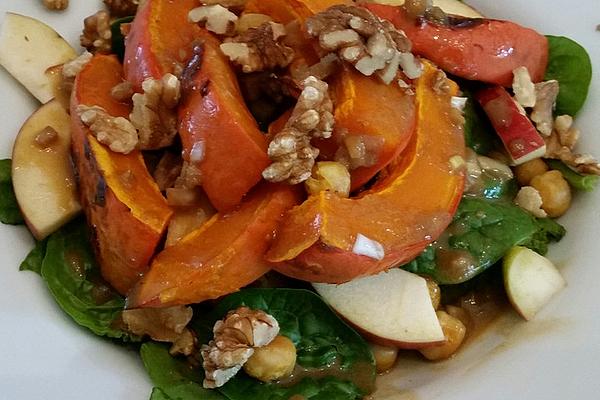 Autumn Salad with Baby Spinach, Baked Pumpkin, Apples, Walnuts and Chickpeas