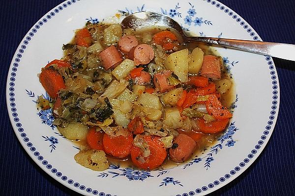 Autumn Stew with Cabbage and Hot Sausages