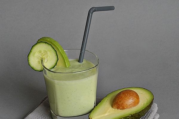 Avocado and Cucumber Smoothie