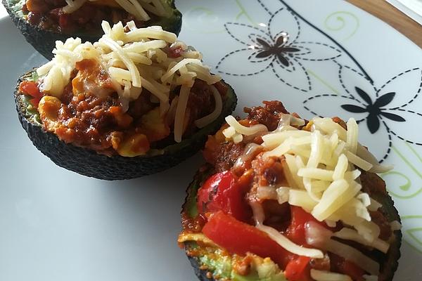 Avocado Filled with Minced Meat