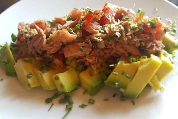 Avocado with Tuna Salsa and Artichokes