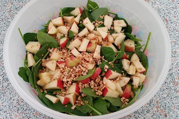 Axels Spinach Salad with Apple