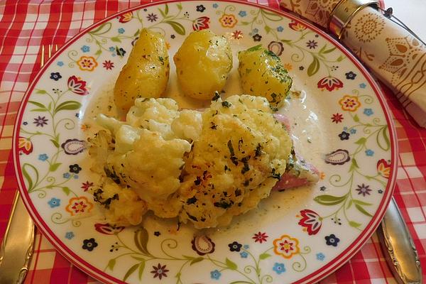 Baked Cauliflower with Ham Rolls