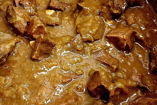 Baked Pork Liver in Onion Sauce