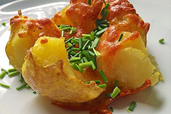 Baked Potatoes with Garlic