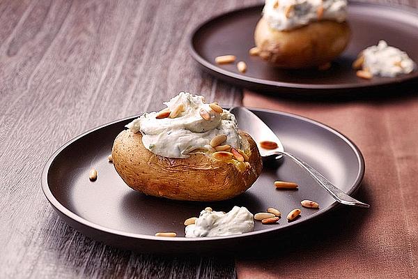 Baked Potatoes with Gorgonzola Cream
